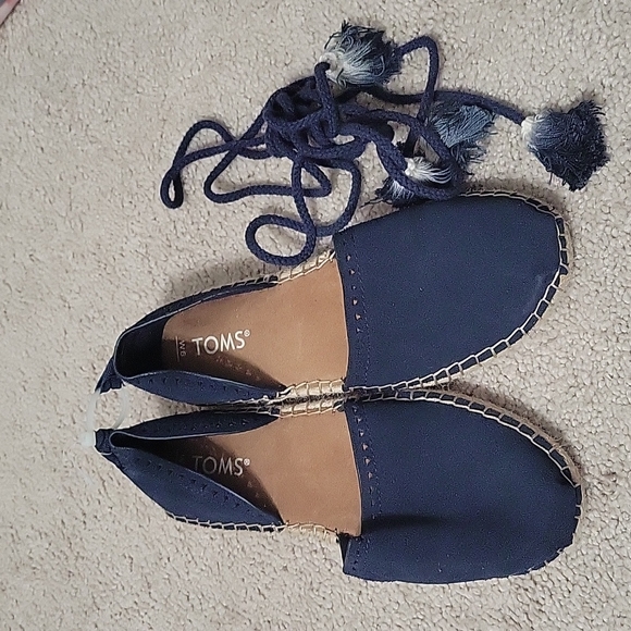 TOMS - Brand New Ankle Tie Espadrille Flats - Picture 1 of 6